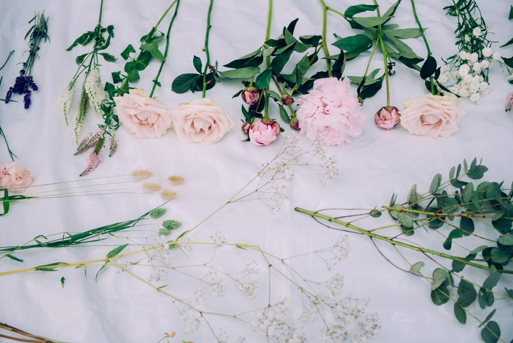 wild-wedding-flowers
