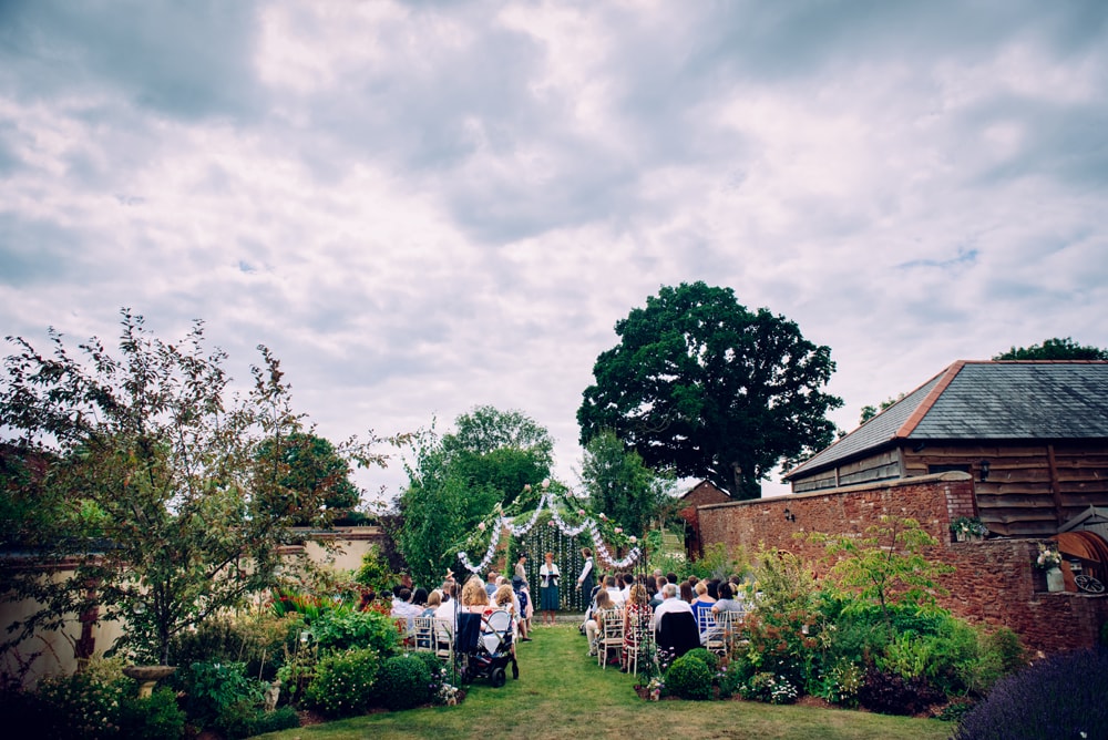 outdoor-wedding-venue