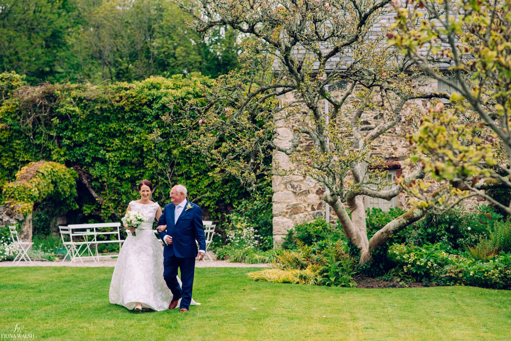 outdoor-wedding-photographer