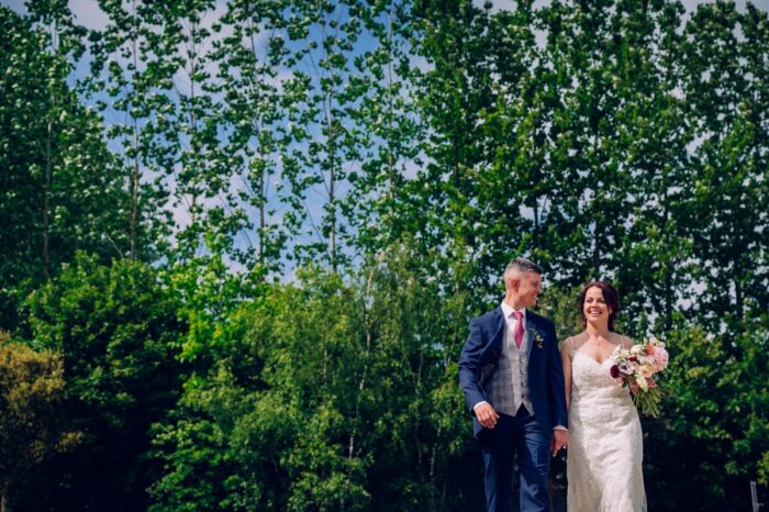 relaxed-wedding-photos